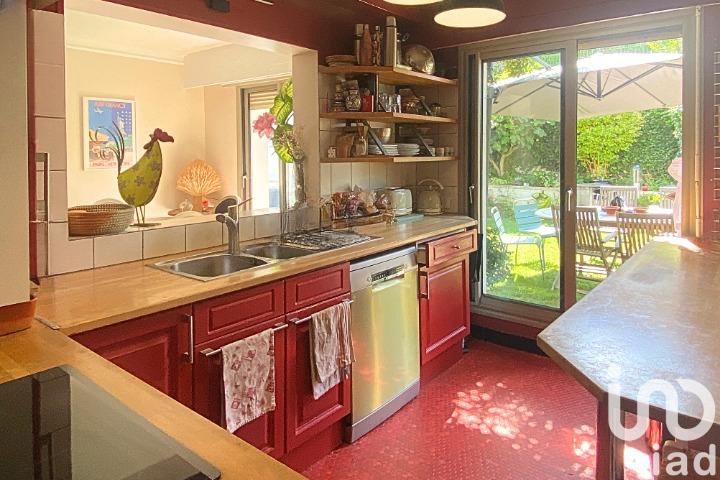 Maison - 150 m² - 8 pièces