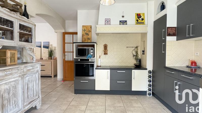 Maison - 234 m² - 12 pièces