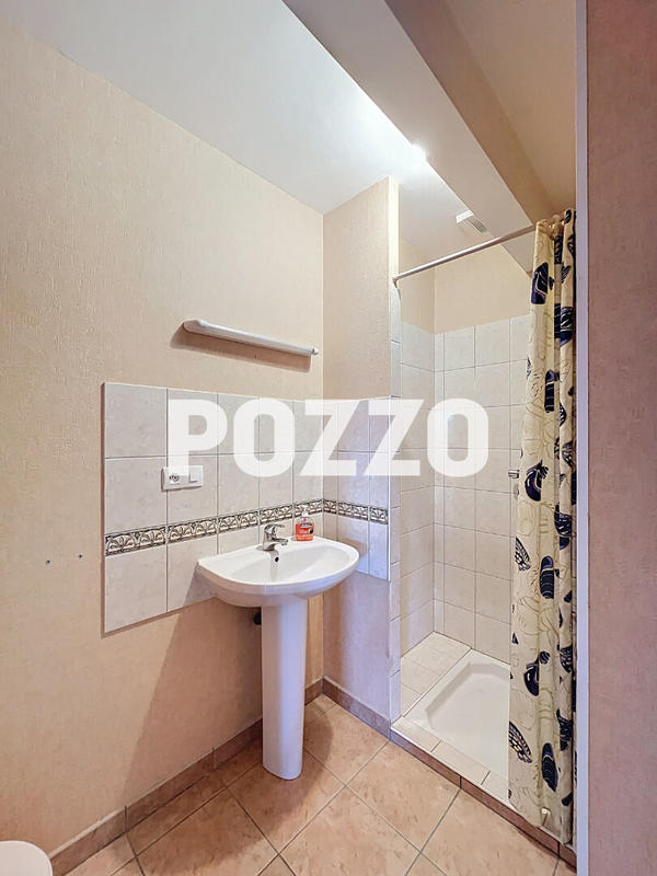 Maison - 143 m² - 7 pièces