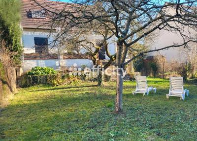 Maison - 125 m² - 5 pièces