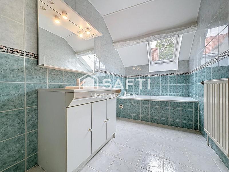 Maison - 226 m² - 8 pièces