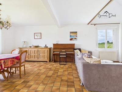 Maison - 149 m² - 6 pièces