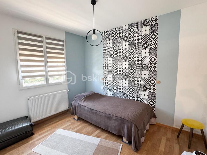 Maison - 90 m² - 6 pièces