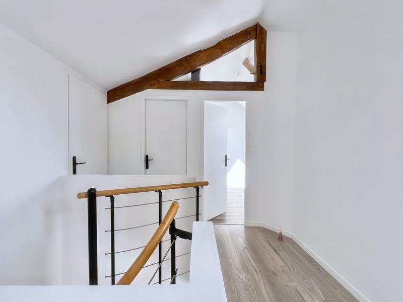 Maison - 95 m² - 5 pièces