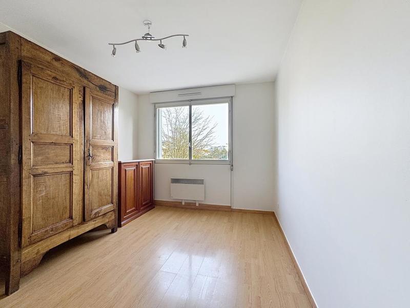 Appartement - 93 m² - 3 pièces
