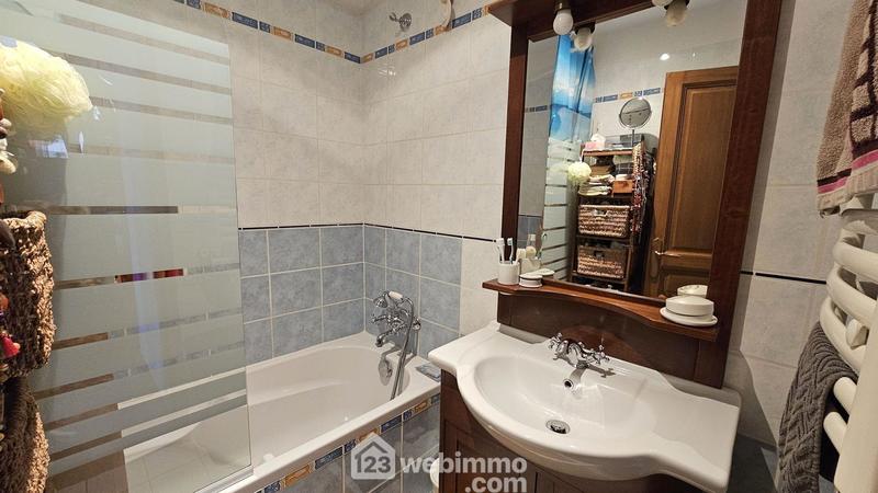 Maison - 100 m² - 5 pièces