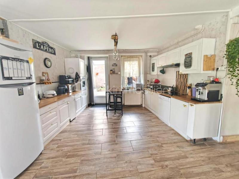 Maison en pierre - 230 m² - 9 pièces