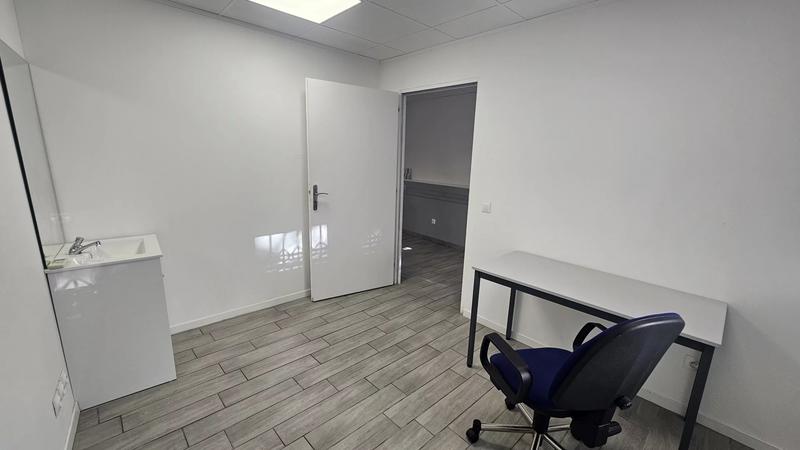 Magasins - 37 m² - 3 pièces