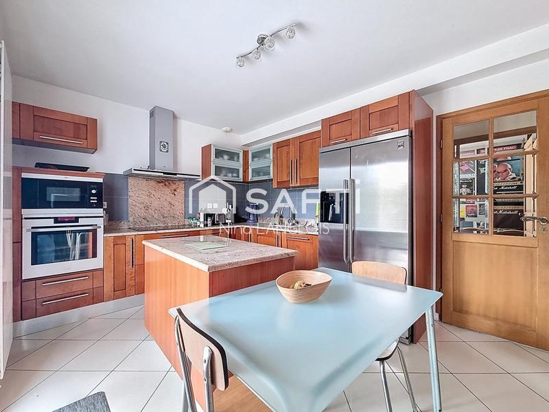 Maison - 134 m² - 7 pièces