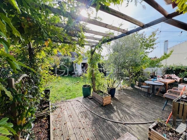 Maison - 160 m² - 5 pièces