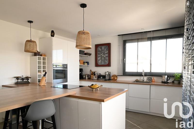 Maison - 137 m² - 4 pièces