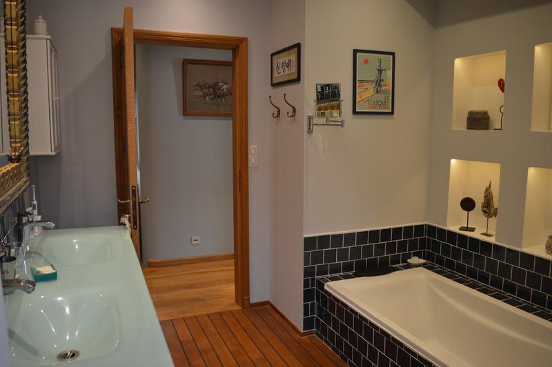 Maison - 231 m² - 6 pièces