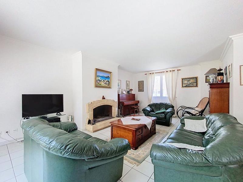 Maison - 164 m² - 5 pièces