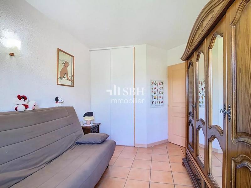 Appartement - 81 m² - 3 pièces