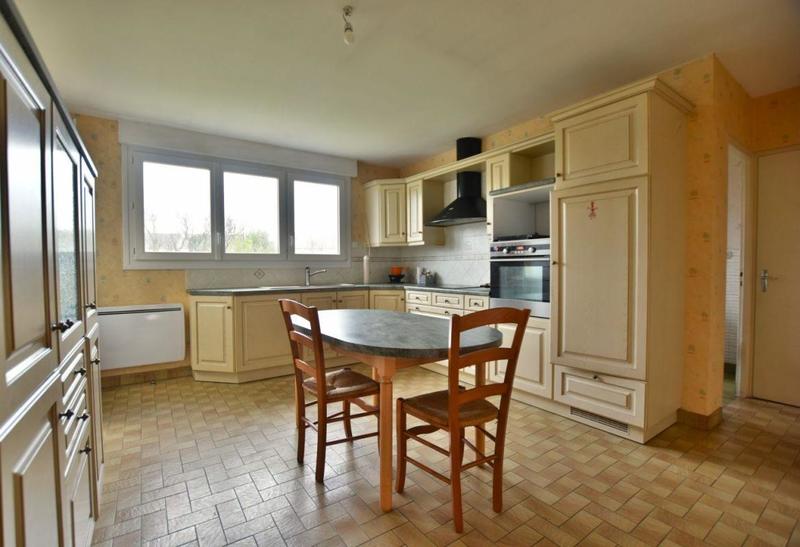 Maison - 110 m² - 6 pièces