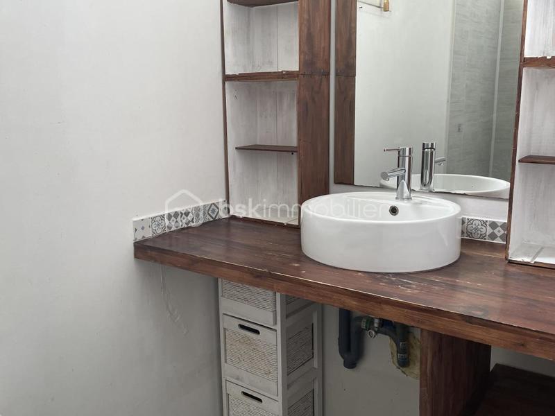 Appartement - 93 m² - 4 pièces