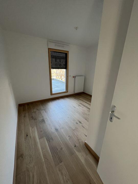 Appartement - 80 m² - 4 pièces