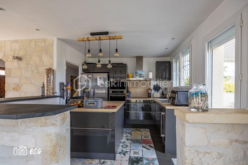 Maison - 152 m² - 6 pièces