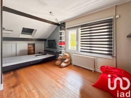 Maison - 161 m² - 8 pièces