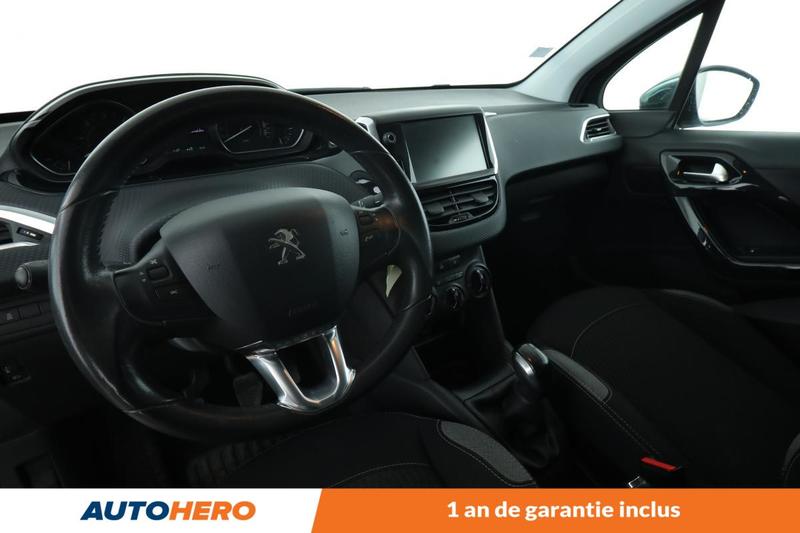 Peugeot 208 1.6 Blue-HDi Style 5p 75 ch