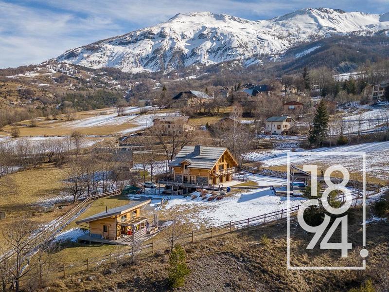 Châlet - 338 m² - 10 pièces