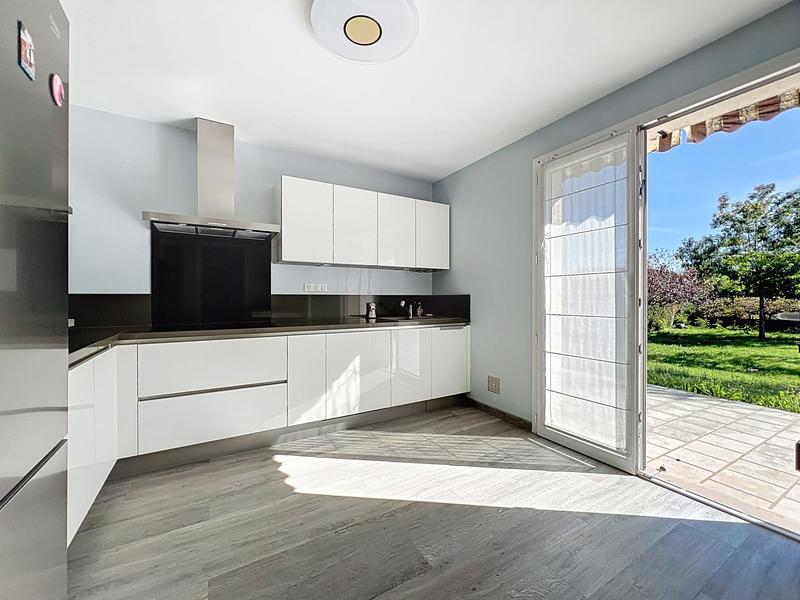 Maison traditionnelle - 130 m² - 6 pièces