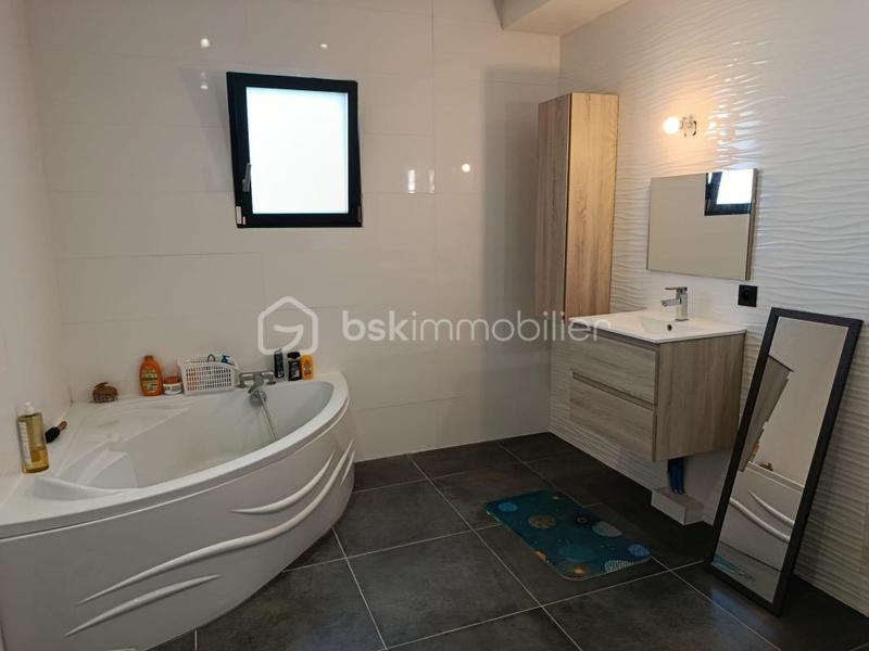 Maison - 154 m² - 4 pièces