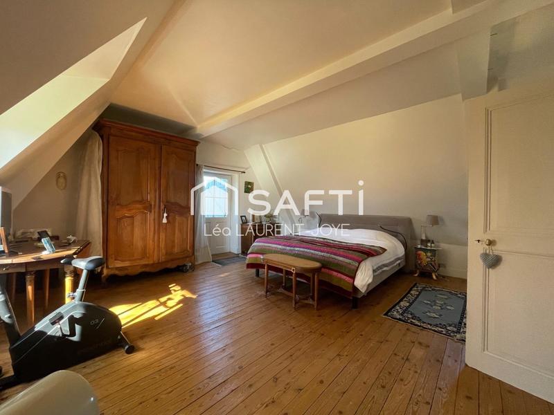 Maison - 280 m² - 7 pièces