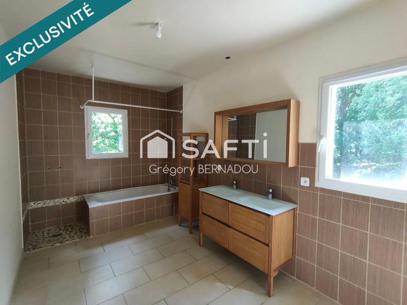 Maison - 102 m² - 6 pièces