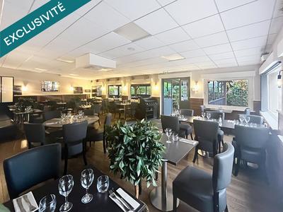 Local commercial - 303 m²