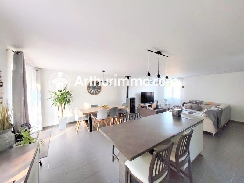 Maison - 122 m² - 5 pièces