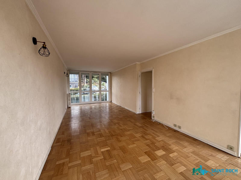 Appartement - 80 m² - 4 pièces