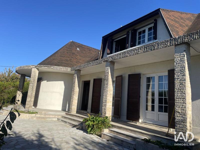 Maison - 191 m² - 6 pièces