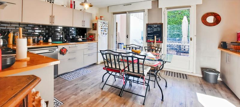 Appartement - 83 m² - 3 pièces