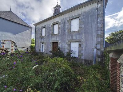 Maison ancienne - 382 m² - 18 pièces