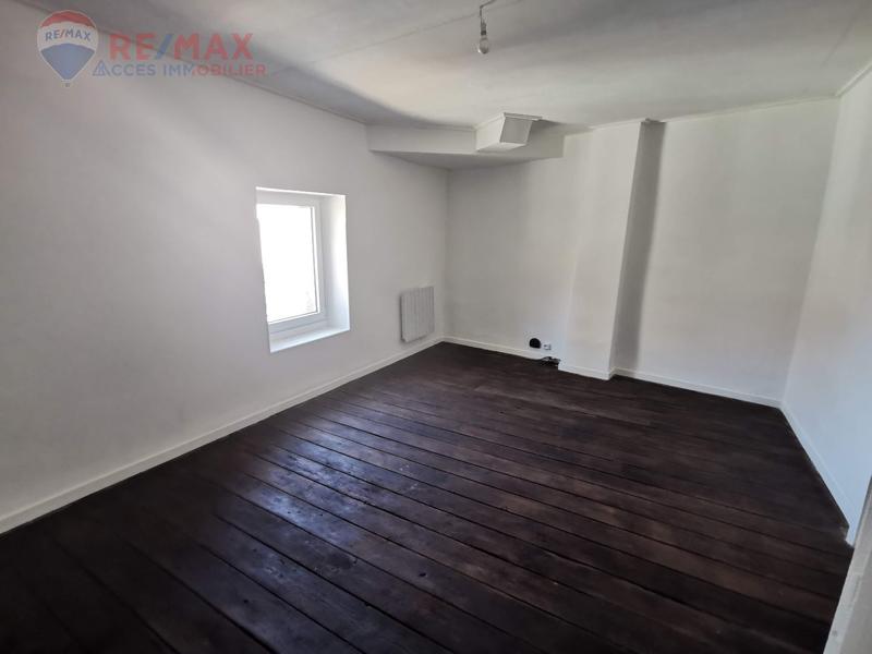 Maison de village - 87 m² - 3 pièces