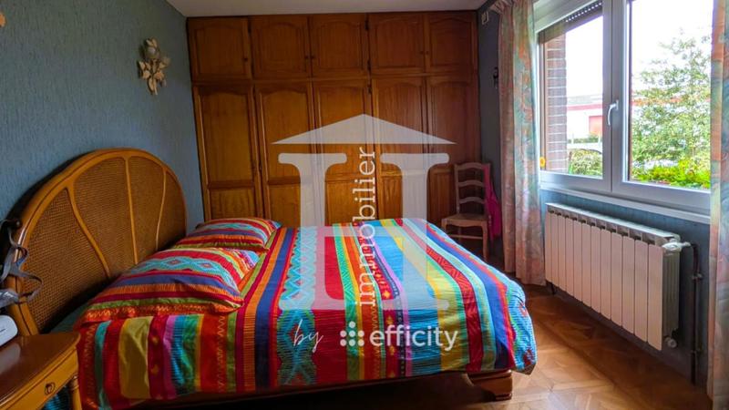 Pavillon - 208 m² - 5 pièces