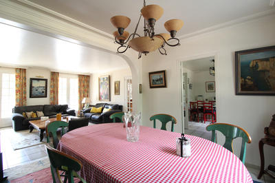 Maison - 145 m² - 6 pièces