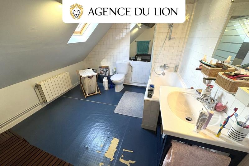 Maison - 151 m² - 7 pièces