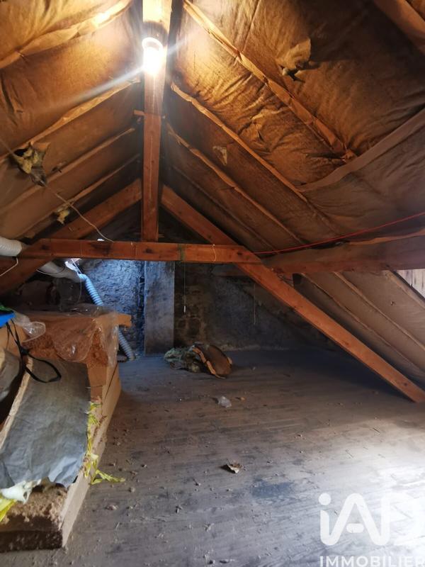 Maison - 92 m² - 5 pièces