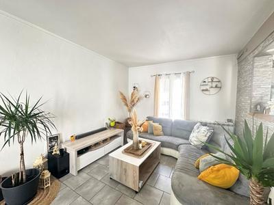 Maison - 80 m² - 5 pièces