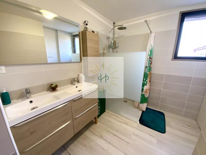 Maison - 362 m² - 14 pièces