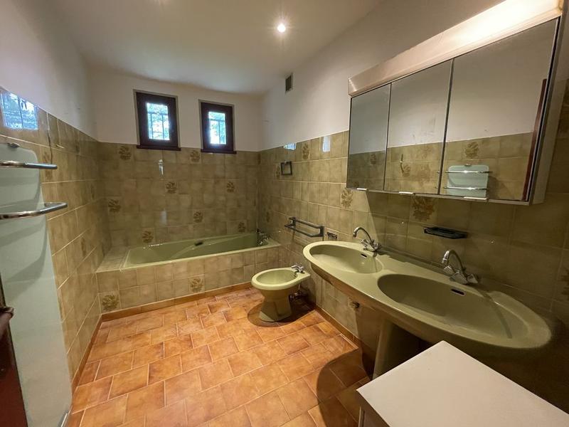 Maison traditionnelle - 153 m² - 7 pièces