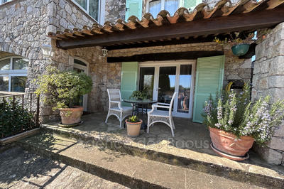 Maison - 260 m² - 7 pièces