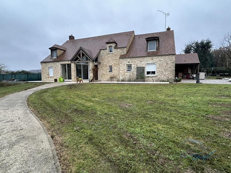 Villa - 264 m² - 8 pièces