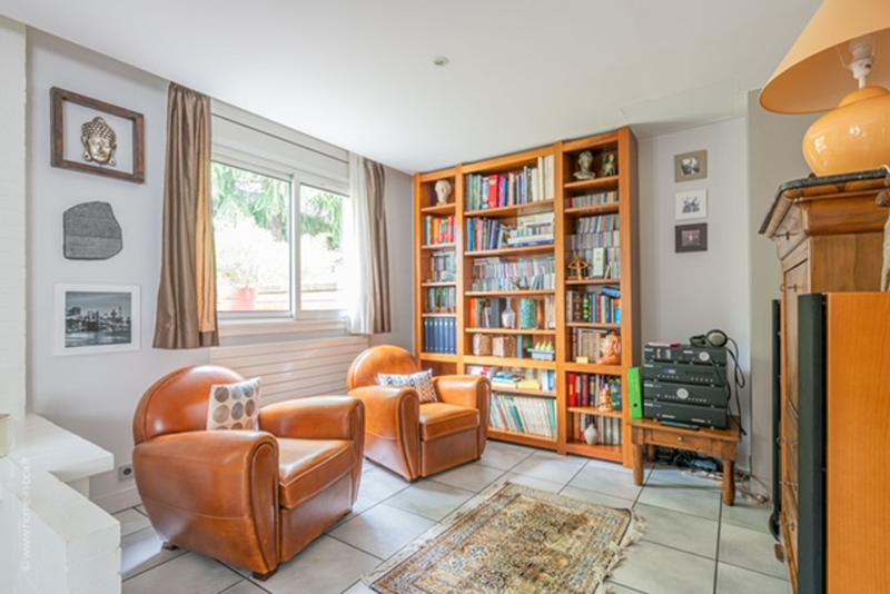 Pavillon - 290 m² - 9 pièces