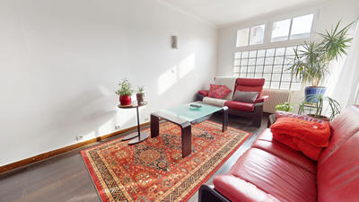 Maison - 95 m² - 5 pièces