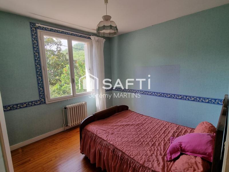 Maison - 142 m² - 8 pièces