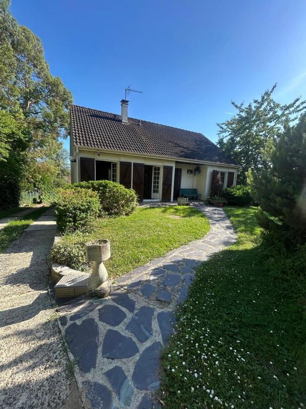 Maison - 86 m² - 4 pièces