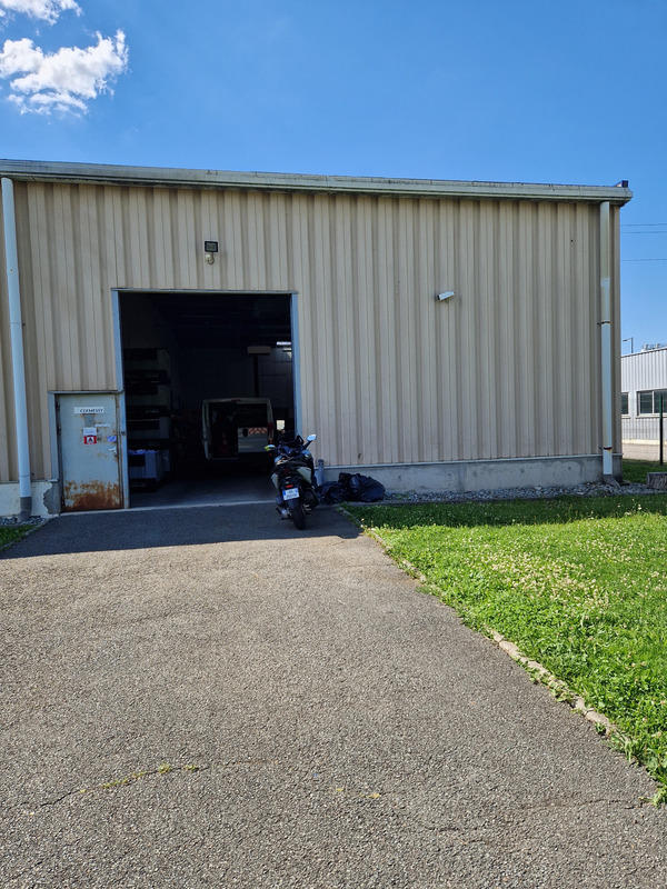 Bureau - 400 m² - 5 pièces